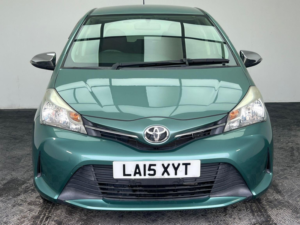 2015 Toyota Yaris 1.33 Dual Vvt-I Icon Multidrive S Euro 6 5dr in Green — image 2
