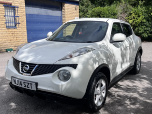 2014 Nissan Juke 1.6 Visia SUV 5dr Petrol Manual Euro 5 (94 Ps) in White — image 3