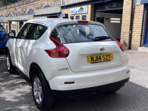 2014 Nissan Juke 1.6 Visia SUV 5dr Petrol Manual Euro 5 (94 Ps) in White — image 4