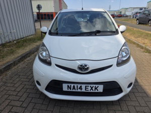 2014 Toyota Aygo 1.0 Vvt-I Move in White — image 4
