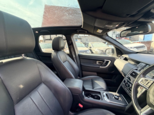 2019 Land Rover Discovery Sport Td4 Landmark in White — image 3