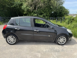 2008 Renault Clio 1.2 Tce 16v Dynamique in Black — image 5