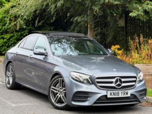 2018 Mercedes-Benz E Class 3.0 E350d V6 Amg Line (premium Plus) Saloon 4dr Diesel G-Tronic+ Euro 6 (s/s) (258 Ps) in Grey — image 4