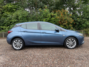 2016 Vauxhall Astra 1.0i Turbo Ecoflex Design Hatchback 5dr Petrol Manual Euro 6 (s/s) (105 Ps) in Blue — image 5