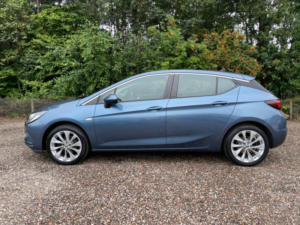 2016 Vauxhall Astra 1.0i Turbo Ecoflex Design Hatchback 5dr Petrol Manual Euro 6 (s/s) (105 Ps) in Blue — image 6