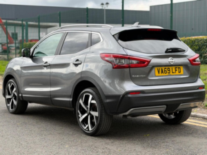 2020 Nissan Qashqai 1.3 Dig-T Tekna Euro 6 (s/s) 5dr in Grey — image 5
