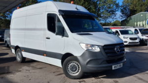 2021 Mercedes-Benz Sprinter 2.0 315 Cdi Progressive Panel Van 5dr Diesel Manual Rwd L2 H2 Euro 6 (s/s) (150 Ps) in White — image 2