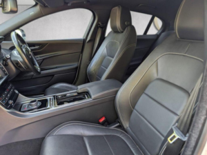 2018 Jaguar Xe 2.0i R-Sport Auto Euro 6 (s/s) 4dr in White — image 5