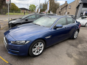 2015 Jaguar Xe 2.0d Prestige Saloon 4dr Diesel Auto Euro 6 (s/s) (180 Ps) in Blue — image 4