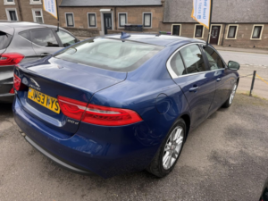 2015 Jaguar Xe 2.0d Prestige Saloon 4dr Diesel Auto Euro 6 (s/s) (180 Ps) in Blue — image 5