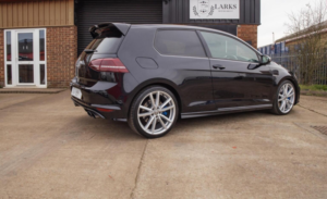 2014 Volkswagen Golf 2.0 Tsi Bluemotion Tech R DSG 4motion Euro 6 (s/s) 3dr in Black — image 3