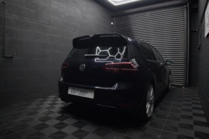 2014 Volkswagen Golf 2.0 Tsi Bluemotion Tech R DSG 4motion Euro 6 (s/s) 3dr in Black — image 6