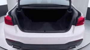 2018 BMW 5 Series 3.0 540i Xdrive M Sport Saloon in White — image 3
