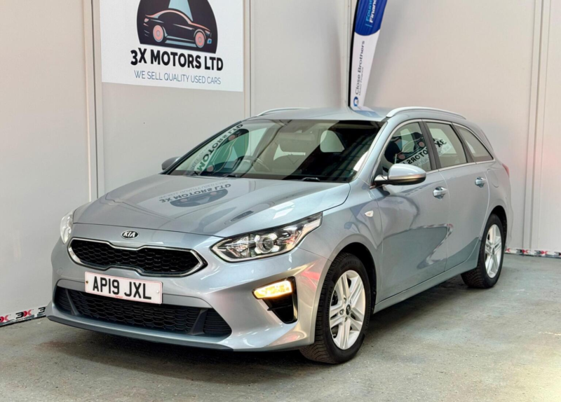 2019 Kia Ceed 1.6 Crdi Eco 2 Sportswagon Euro 6 (s/s) 5dr in Silver — image 1