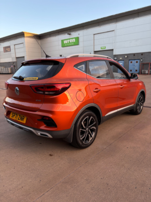 2021 MG MG Zs 1.5 Vti-Tech Exclusive SUV 5dr Petrol Manual Euro 6 (s/s) (106 Ps) in Orange — image 4