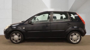 2008 Ford Fiesta 1.4 Ghia 5dr in Black — image 4
