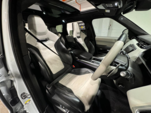 2022 Land Rover Range Rover Sport 5.0 P575 V8 Svr Auto 4WD Euro 6 (s/s) 5dr in White — image 3