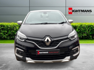 2017 Renault Captur 0.9 Dynamique S Nav Tce 90 in Black — image 2