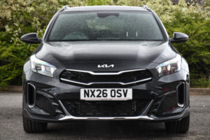 2026 Kia Xceed 1.0 T-Gdi Mhev Gt-Line SUV 5dr Petrol Hybrid Dct Euro 6 (s/s) (113 Bhp) in Black — image 5