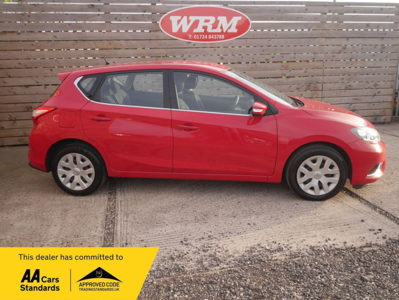 2016 Nissan Pulsar 1.5 Dci Visia Hatchback 5dr Diesel Manual Euro 6 (s/s) (110 Ps) in Red — image 1