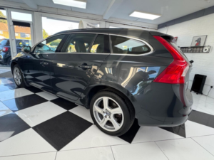 2012 Volvo V60 1.6 T3 Se Euro 5 (s/s) 5dr in Grey — image 4