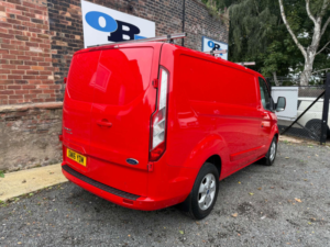 2016 Ford Transit Custom 2.2 Transit Custom 290 Ltd E-Tech 155 Bhp in Red — image 3