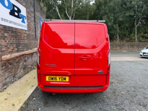 2016 Ford Transit Custom 2.2 Transit Custom 290 Ltd E-Tech 155 Bhp in Red — image 4
