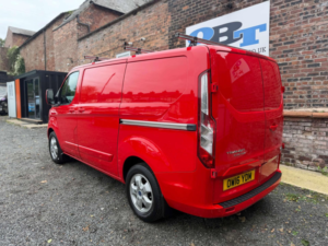 2016 Ford Transit Custom 2.2 Transit Custom 290 Ltd E-Tech 155 Bhp in Red — image 5