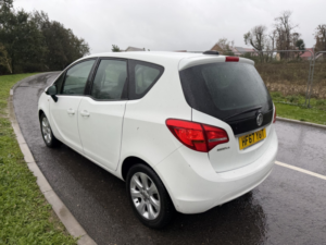 2017 Vauxhall Meriva 1.4 I Life in White — image 5