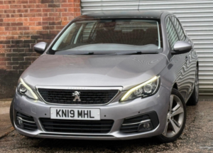 2019 Peugeot 308 1.2 Puretech Gpf Allure Euro 6 (s/s) 5dr in Grey — image 2
