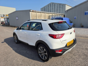 2018 Kia Stonic 1.0 T-Gdi 2 Euro 6 (s/s) 5dr in White — image 4