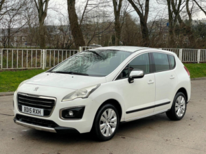 2015 Peugeot 3008 1.6 Hdi Active Etg Euro 5 (s/s) 5dr in White — image 4