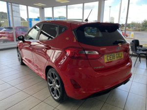 2018 Ford Fiesta 1.0 T Ecoboost St-Line X in Red — image 3