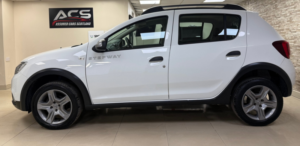 2017 Dacia Sandero Stepway 1.5 Dci Ambiance Hatchback 5dr Diesel Manual Euro 6 (s/s) (90 Ps) in White — image 3