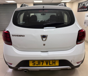 2017 Dacia Sandero Stepway 1.5 Dci Ambiance Hatchback 5dr Diesel Manual Euro 6 (s/s) (90 Ps) in White — image 5