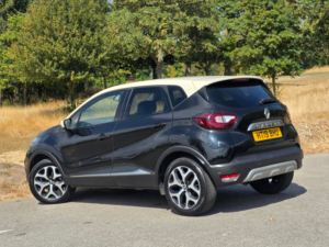 2019 Renault Captur 1.5 Dci Energy Gt Line SUV 5dr Diesel Manual Euro 6 (s/s) (90 Ps) in Black — image 5