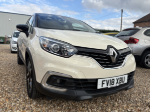 2018 Renault Captur 0.9 Iconic Tce 90 My18 in White — image 2