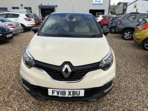 2018 Renault Captur 0.9 Iconic Tce 90 My18 in White — image 3