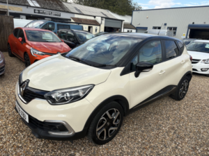 2018 Renault Captur 0.9 Iconic Tce 90 My18 in White — image 4