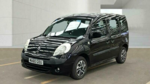 2010 Renault Kangoo 1.6 16v Expression Auto Euro 4 5dr (ac) in Black — image 3