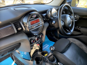 2017 MINI Hatch 2.0 Cooper S 5-Door - Chili Pack - 48,900 Miles - 17inch Alloys, Half Leather, Led's - Black in Black — image 3