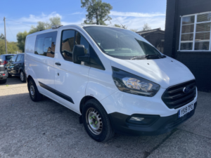 2019 Ford Transit Custom 2.0 320 Ecoblue in White — image 4