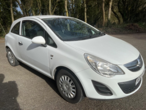 2012 Vauxhall Corsa 1.0 Ecoflex 12v S in White — image 2