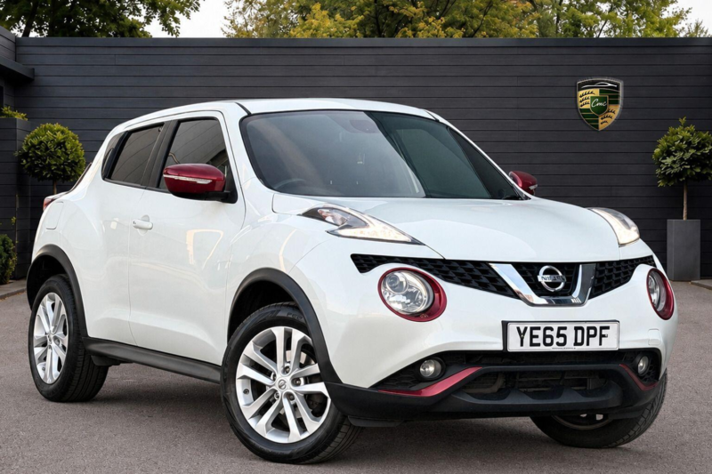 2015 Nissan Juke 1.6 N-Connecta Xtron Euro 6 5dr in White — image 1
