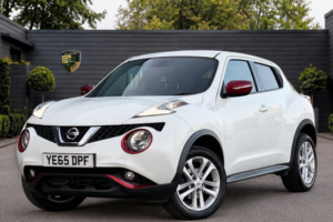 2015 Nissan Juke 1.6 N-Connecta Xtron Euro 6 5dr in White — image 3