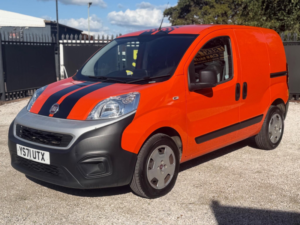 2022 Fiat Fiorino 1.3 Multijetii Tecnico Euro 6 (s/s) 5dr in Red — image 2