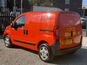 2022 Fiat Fiorino 1.3 Multijetii Tecnico Euro 6 (s/s) 5dr in Red — image 4