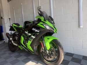 2019 Kawasaki Ninja Zx-10r Krt Replica in Green — image 5
