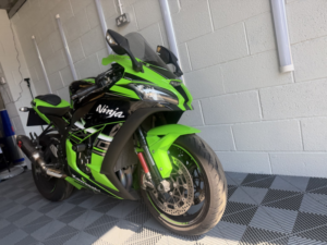 2019 Kawasaki Ninja Zx-10r Krt Replica in Green — image 6