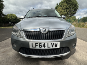 2014 Skoda Roomster 1.6 Tdi Scout in Silver — image 5